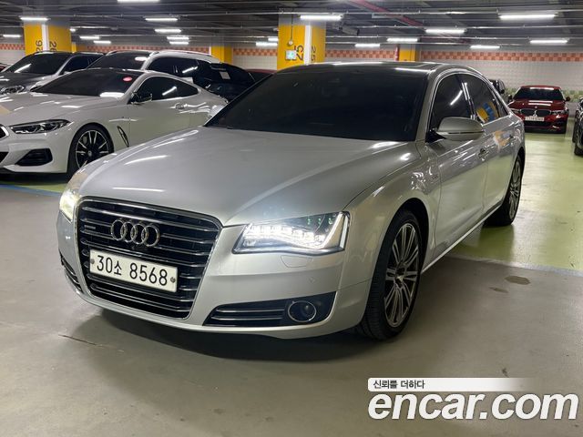 Audi A8 4.0 TFSI Quattro LWB D4 — пробег 160 000 км — фото 2 из 5