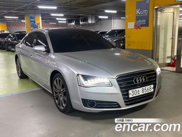 Audi A8 4.0 TFSI Quattro LWB D4 — пробег 160 000 км — фото 3 из 5