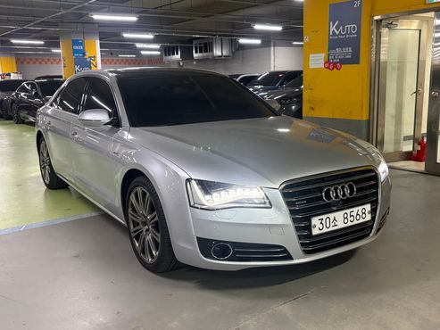Audi A8 4.0 TFSI Quattro LWB D4 — пробег 160 000 км — фото 3 из 5