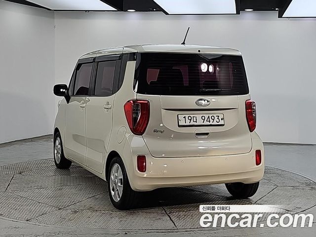 Kia RAY Deluxe Special — пробег 141 184 км — фото 3 из 5