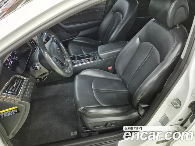 Hyundai Sonata 2.0 Smart — пробег 109 000 км — фото 5 из 5