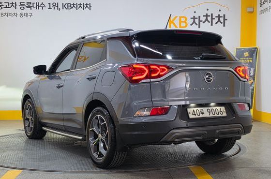 Ssangyong KORANDO Diesel 1.6 2WD Delight Plus — пробег 93 231 км — фото 2 из 5