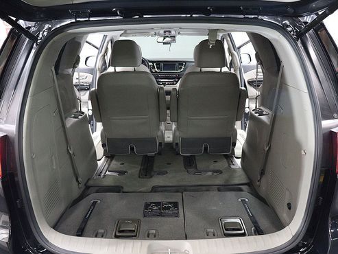 Kia Carnival 7-Seater Limousine President — пробег 141 783 км — фото 5 из 5