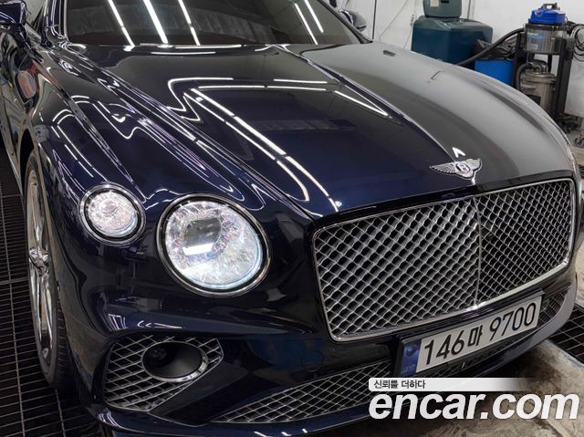Bentley Continental 4.0 GT — пробег 26 000 км — фото 1 из 5