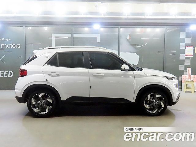 Hyundai Venue 1.6 Flux — пробег 35 250 км — фото 3 из 5