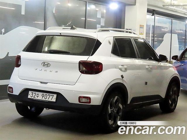 Hyundai Venue 1.6 Flux — пробег 35 250 км — фото 4 из 5