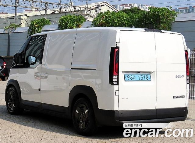 Kia PV5 из Кореи Encar