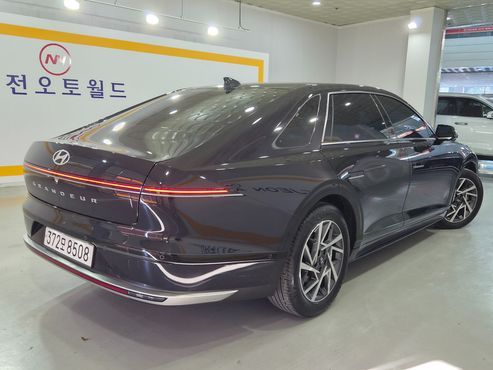 Hyundai Grandeur 2,5 Gasoline 2WD Exclusive — пробег 38 062 км — фото 2 из 5