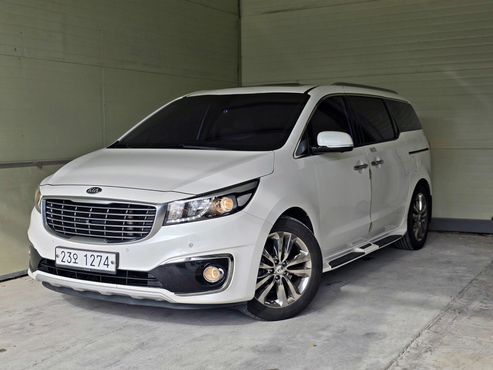 Kia Carnival 9-seater Prestige — пробег 97 915 км — фото 1 из 5