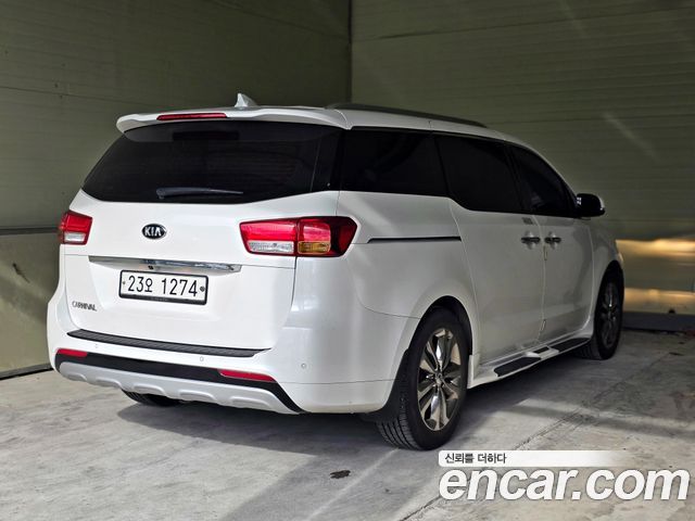 Kia Carnival из Кореи Encar