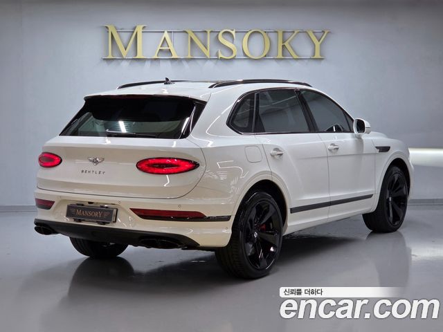 Bentley Bentayga 4.0 V8 Base — пробег 25 000 км — фото 2 из 5