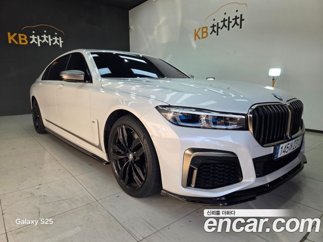BMW 7-Series M760Li xDrive — пробег 32 209 км — фото 2 из 5