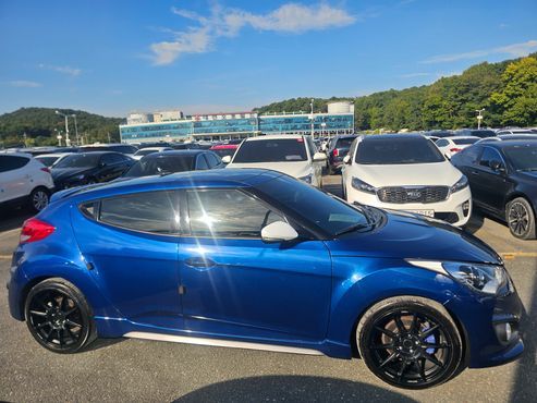 Hyundai Veloster 1.6 Turbo D Spec — пробег 102 400 км — фото 2 из 5