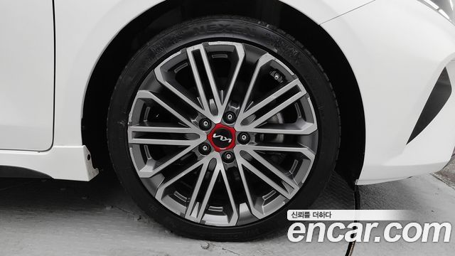 Kia K3 из Кореи Encar