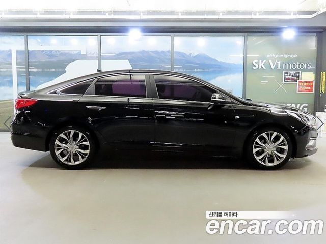 Hyundai Sonata 2.0 Premium — пробег 200 104 км — фото 3 из 5
