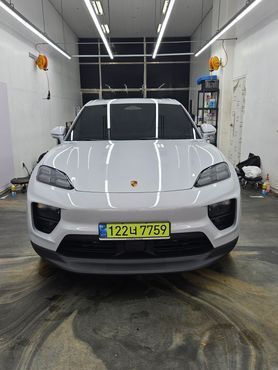 Porsche Macan Base 4 — пробег 17 005 км — фото 3 из 5