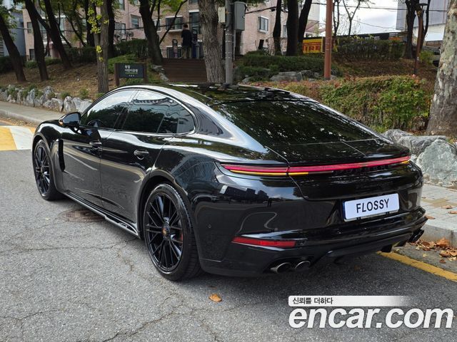 Porsche Panamera 4.0 GTS — пробег 17 460 км — фото 2 из 5