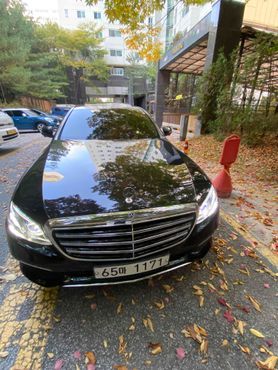 Mercedes-Benz E-Class E300 4MATIC Exclusive — пробег 90 200 км — фото 3 из 5