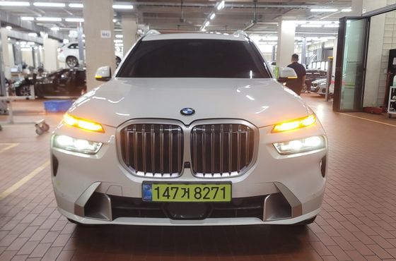 BMW X7 xDrive 40d Design Pure Excellence 7-Seater — пробег 36 040 км — фото 2 из 5
