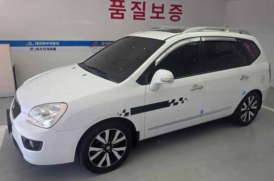 Kia Carens LPI 2.0 GLX High-Deluxe — пробег 121 741 км — фото 3 из 5
