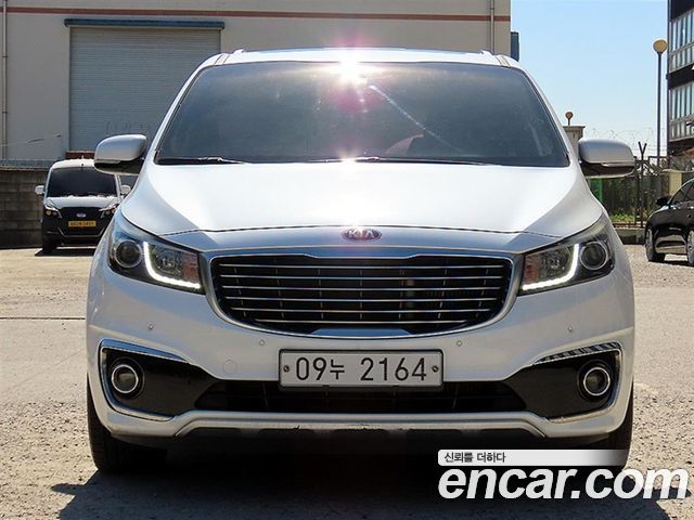 Kia Carnival 9-seater Prestige — пробег 135 194 км — фото 3 из 5