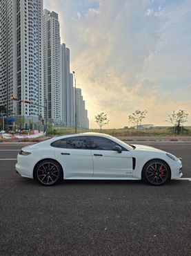 Porsche Panamera 4.0 GTS — пробег 65 600 км — фото 4 из 5