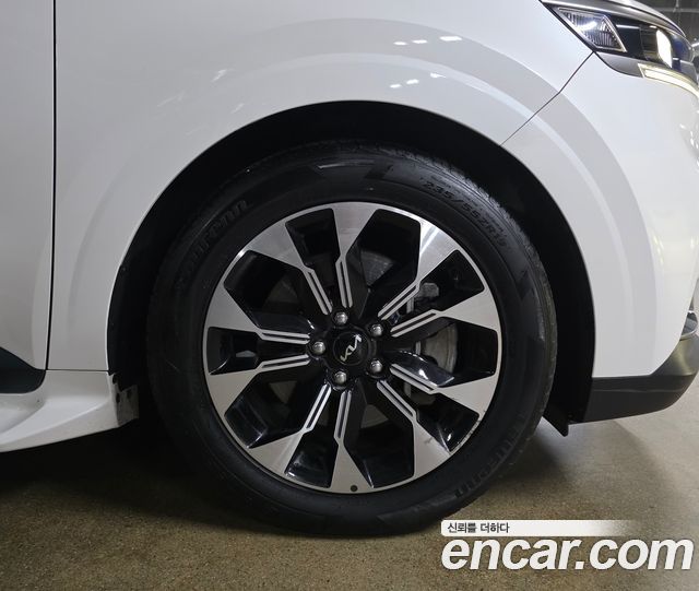 Kia Carnival Diesel 7-Seater Signature — пробег 134 800 км — фото 5 из 5
