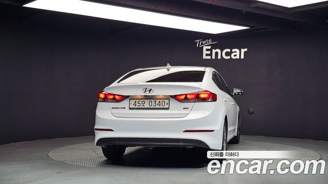 Hyundai AVANTE из Кореи Encar