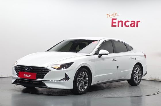 Hyundai Sonata 2.0 Smart — пробег 62 800 км — фото 1 из 5