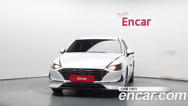 Hyundai Sonata 2.0 Smart — пробег 62 800 км — фото 3 из 5