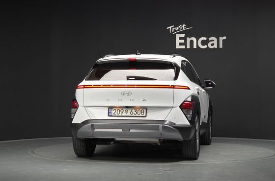 Hyundai Kona Premium — пробег 77 640 км — фото 4 из 5