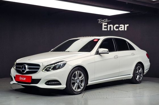 Mercedes-Benz E-Class E220 Bluetec Avantgarde — пробег 133 463 км — фото 1 из 5