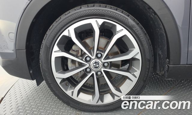 Ssangyong TIBOLI из Кореи Encar