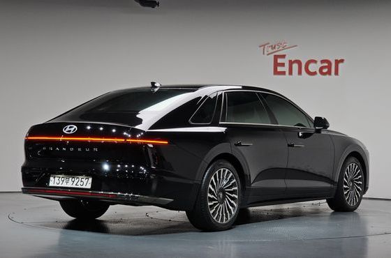 Hyundai Grandeur Calligraphy — пробег 32 225 км — фото 2 из 5