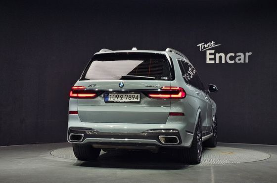 BMW X7 xDrive 40i M Sport 6STR — пробег 13 762 км — фото 4 из 5