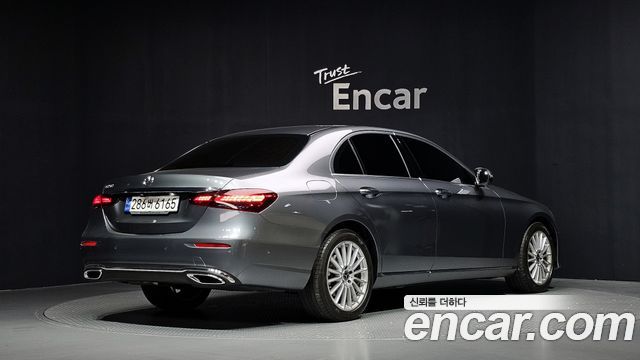Mercedes-Benz E-Class из Кореи Encar