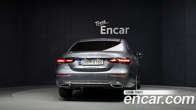 Mercedes-Benz E-Class из Кореи Encar