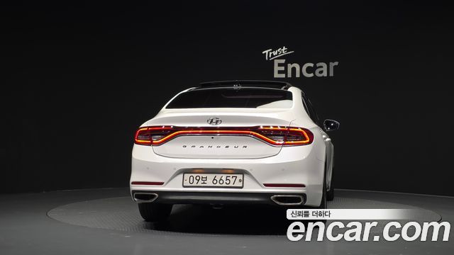 Hyundai Grandeur из Кореи Encar