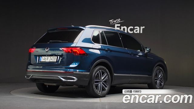 Volkswagen Tiguan 2.0 TDI Prestige — пробег 56 782 км — фото 2 из 5