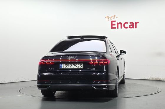 Audi A8 55 TFSI Quattro LWB — пробег 135 271 км — фото 4 из 5