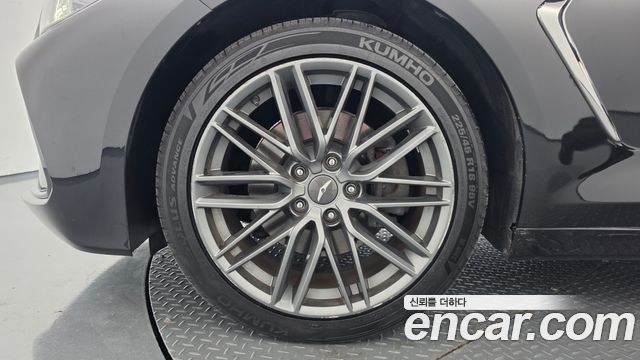 Genesis G70 из Кореи Encar