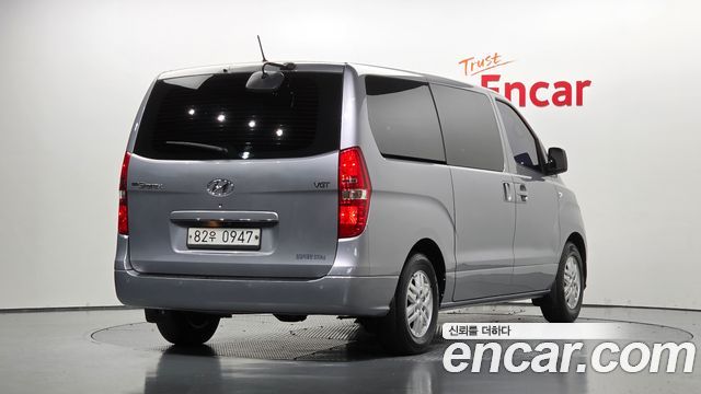 Hyundai Starex Van 3-Seater Smart — пробег 139 716 км — фото 2 из 5