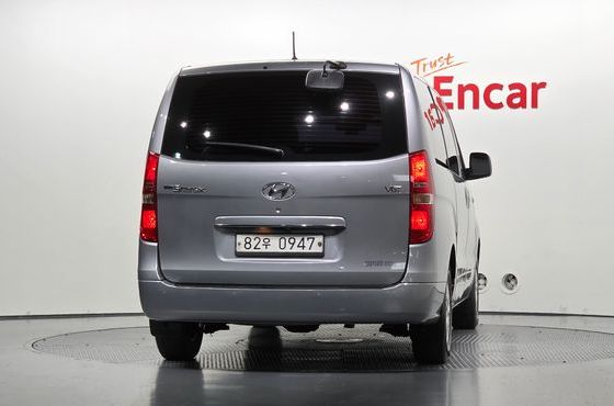 Hyundai Starex Van 3-Seater Smart — пробег 139 716 км — фото 4 из 5