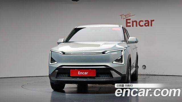 Kia EV5 Long Range 2WD AIr — пробег 7 853 км — фото 3 из 5