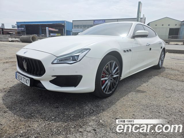 Maserati Quattroporte S Q4 3.0 V6 Gransport — пробег 74 000 км — фото 5 из 5