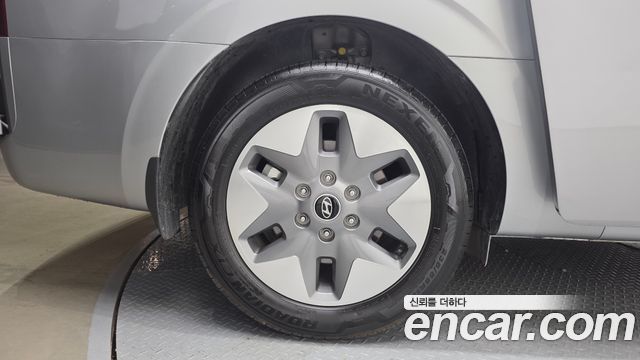 Hyundai Staria из Кореи Encar