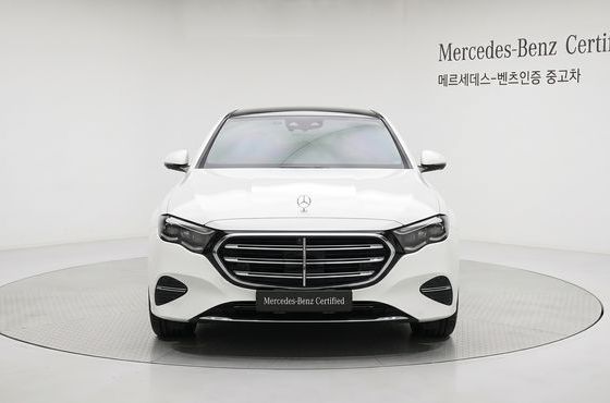 Mercedes-Benz E-Class E350e 4MATIC — пробег 1 629 км — фото 3 из 5
