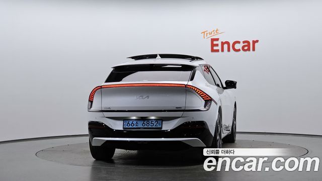 Kia EV6 из Кореи Encar
