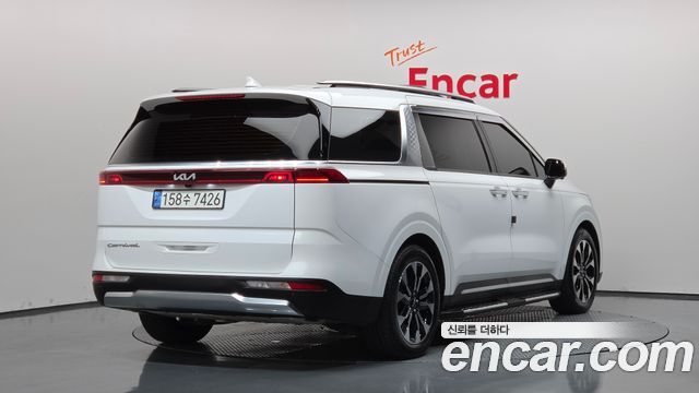 Kia Carnival Diesel 9-Seater Signature — пробег 99 947 км — фото 2 из 5