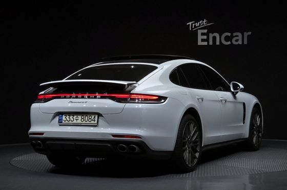 Porsche Panamera 2.9 AWD Platinum Edition — пробег 30 186 км — фото 2 из 5